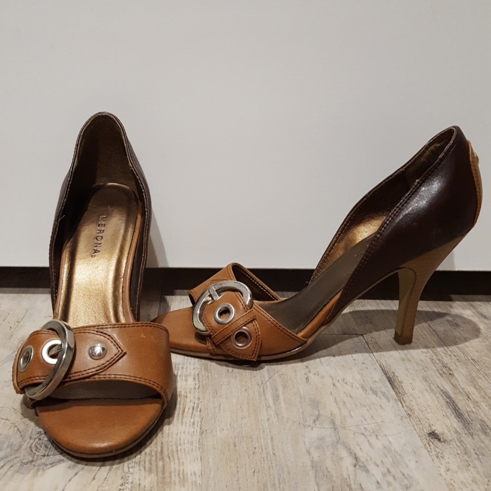 Merona brown and tan heels